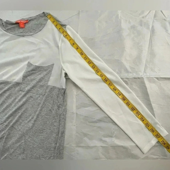 Joe Fresh Size S White Gray Sheer Rayon Top Long Sleeve Blouse T-Shirt Soft FLAW - Picture 9 of 9